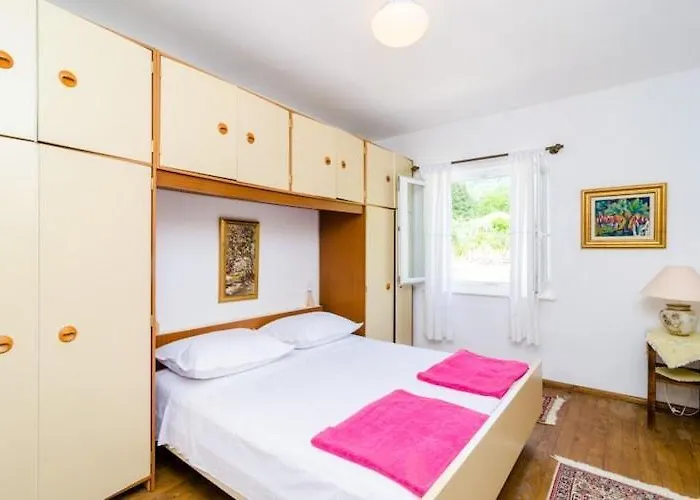 Field Of Olives - Two Bedroom With Terrace Holiday home *